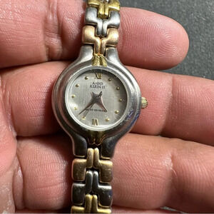 Anne Klein II Vintage Silver Gold Tone Ladies Quartz Watch Round Dial Working